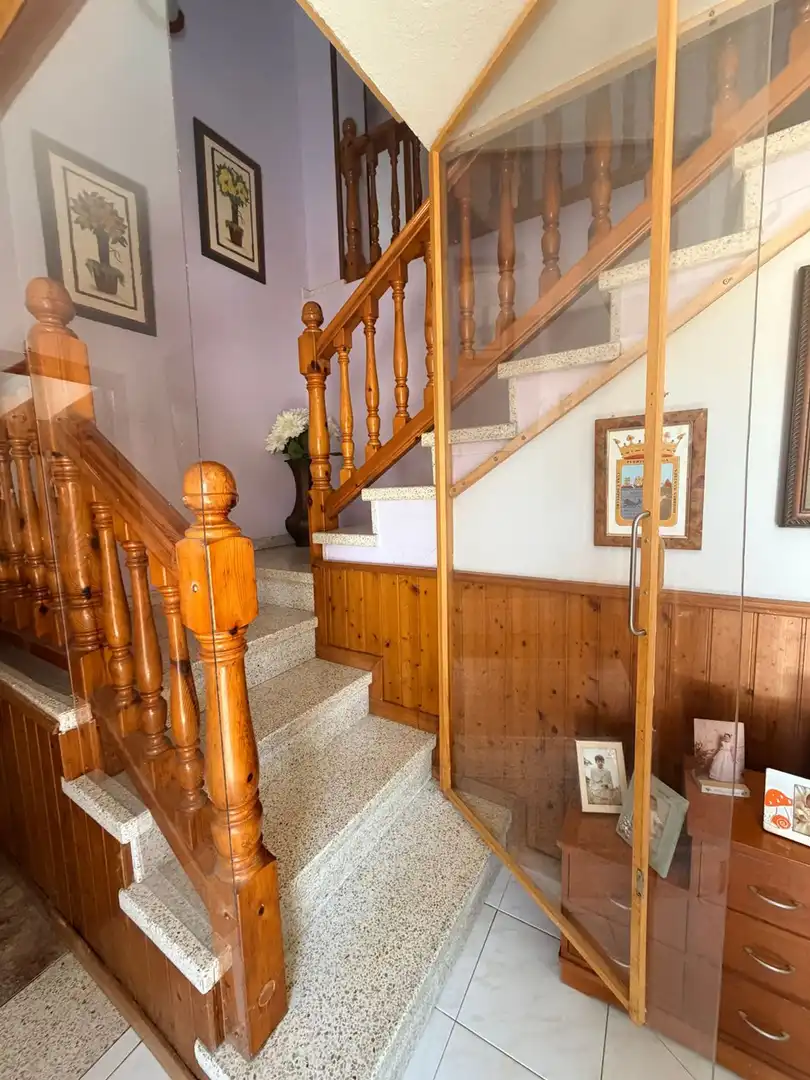 Casa o chalet en venta en Navia con Calefacción, Terraza y Trastero