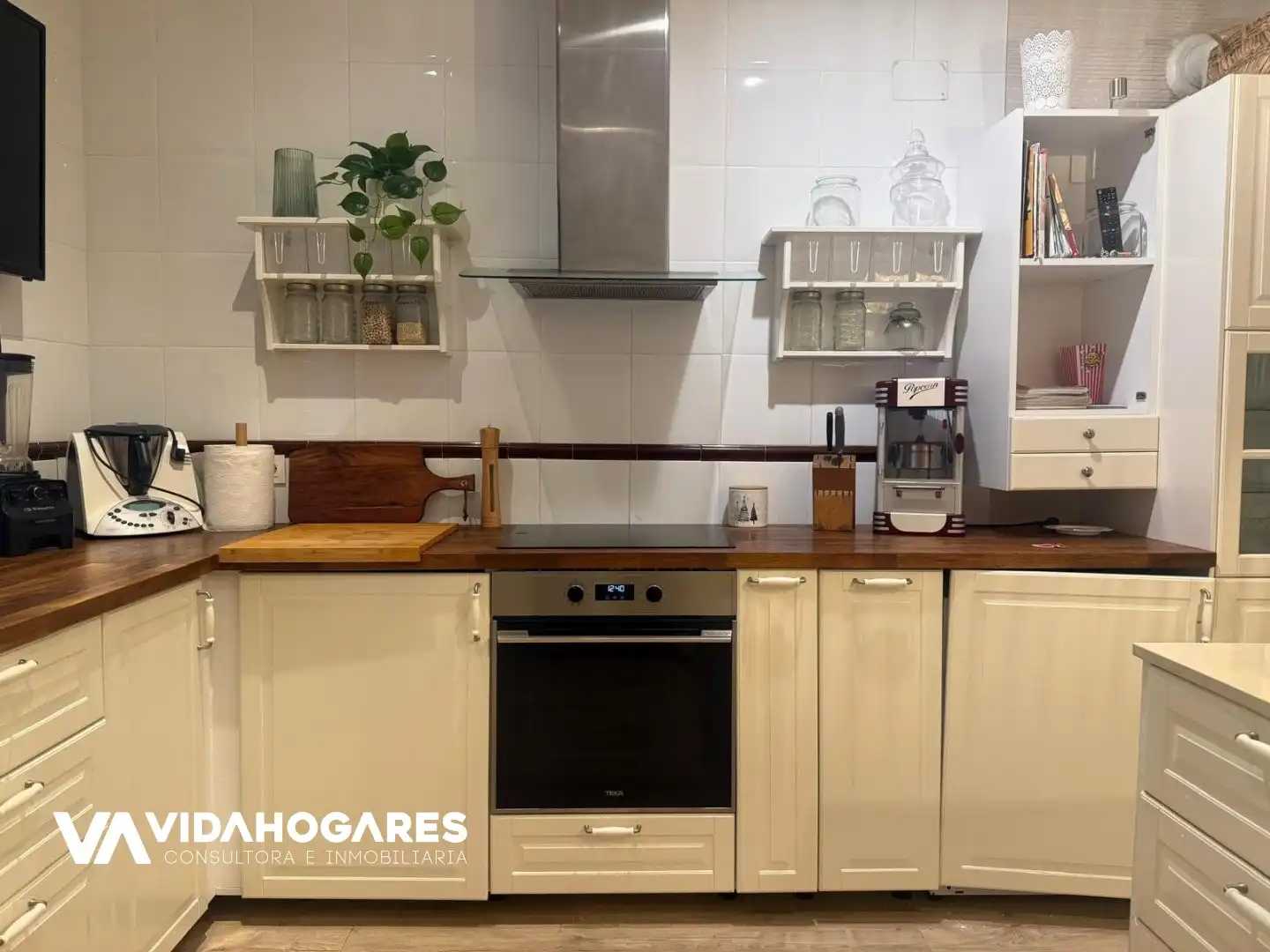 Kitchen of Flat for sale in Rota  with Terrace