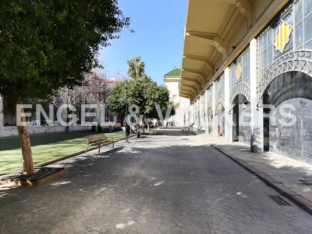 Vista exterior de Piso en venta en Valencia con Aire acondicionado, Calefacción y Parquet