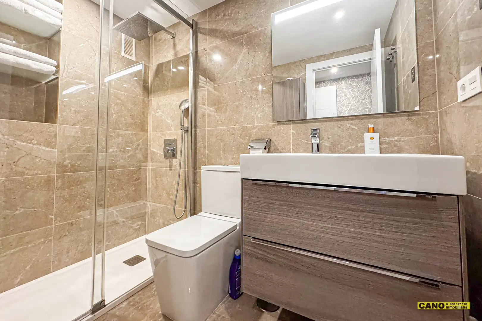 Bathroom of Flat for sale in Roquetas de Mar  with Air Conditioner, Heating and Terrace