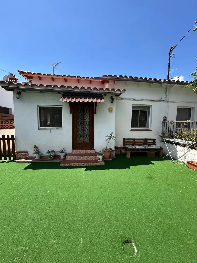 Houses for rent in Carrer 5, Lluminetes