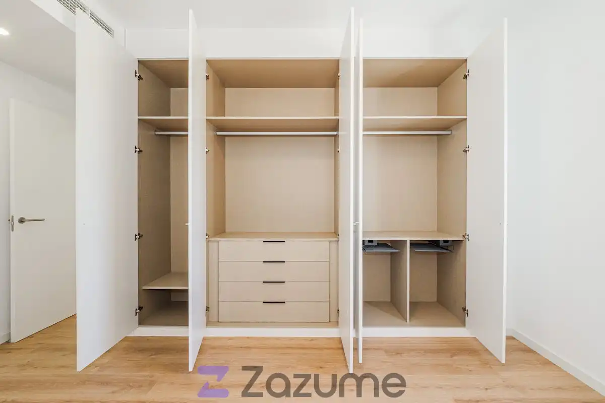 Schlafzimmer von Wohnung zur Miete in Dos Hermanas mit Klimaanlage, Heizung und Privatgarten