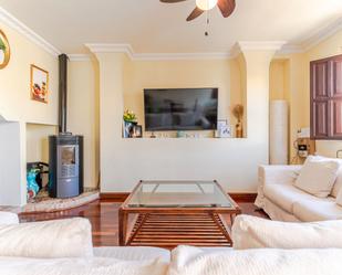 Living room of Single-family semi-detached to rent in Huétor Vega  with Air Conditioner, Heating and Private garden