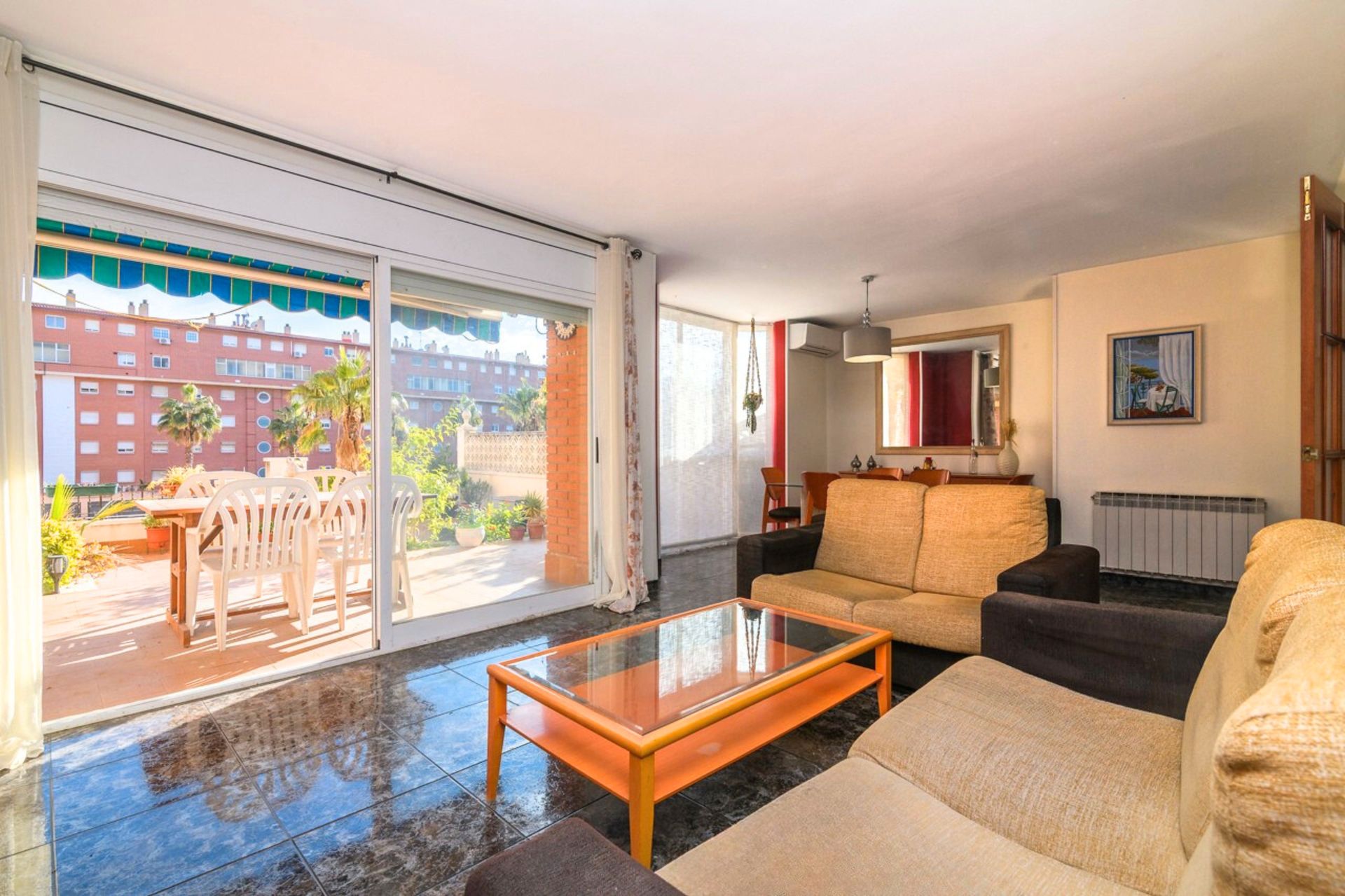 Living room of Flat for sale in Sant Boi de Llobregat  with Air Conditioner, Heating and Terrace