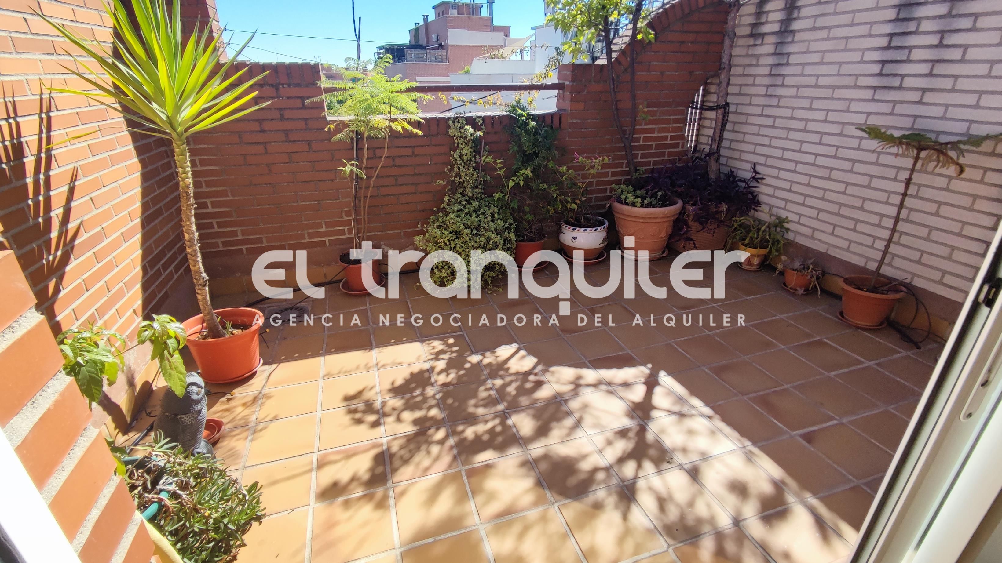 Terrace of Attic to rent in  Madrid Capital  with Air Conditioner, Parquet flooring and Terrace