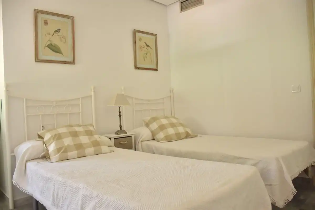Home with pool for sale in Elviria - Cabopino, imagen 8