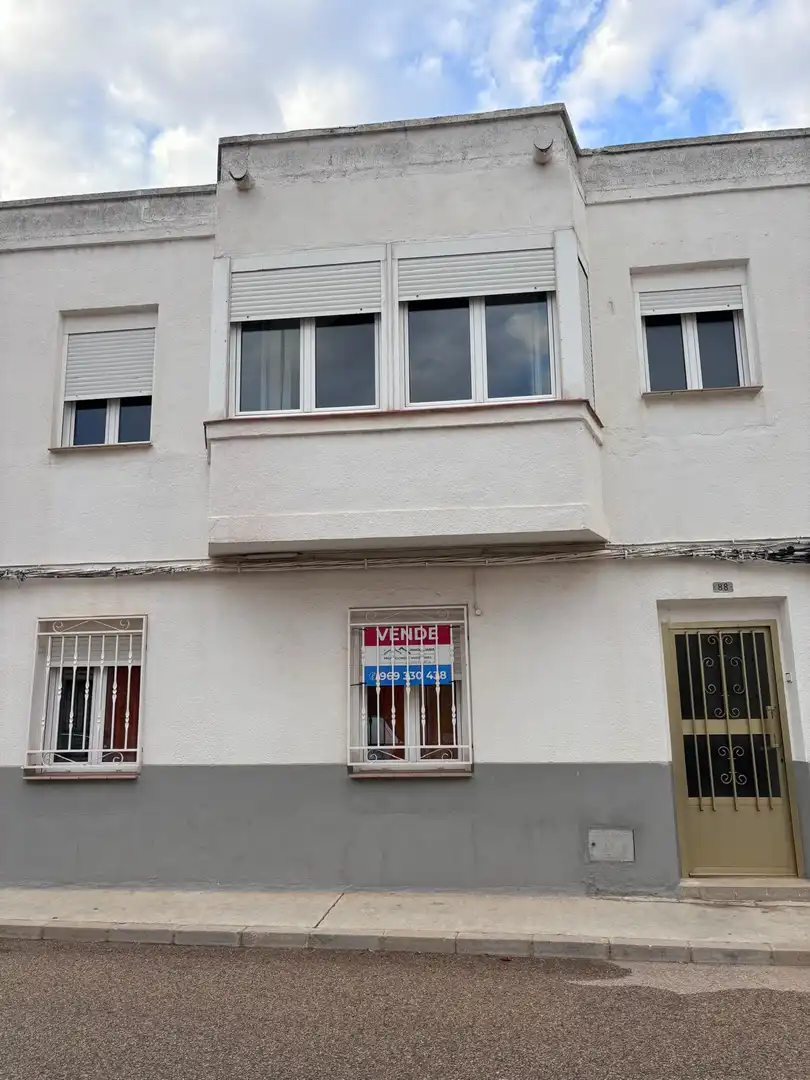 Vista exterior de Casa o xalet en venda en Casasimarro amb Moblat