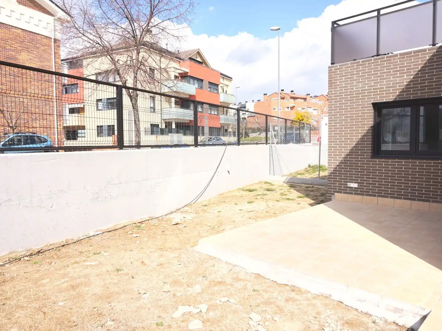 Parkplatz von Wohnung zur Miete in Colmenar Viejo mit Terrasse, Abstellraum und Schwimmbad