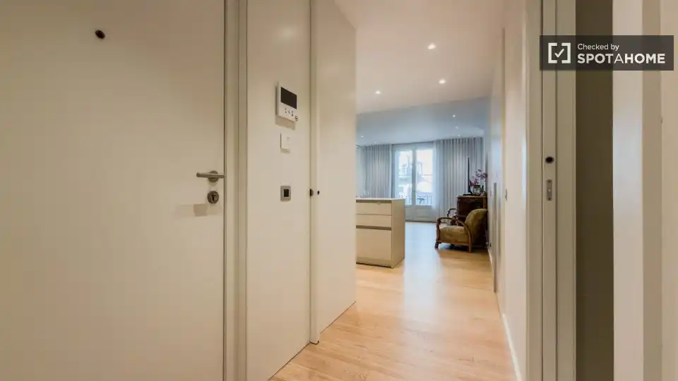 Flat with terrace to rent in Ciutat Vella, imagen 3