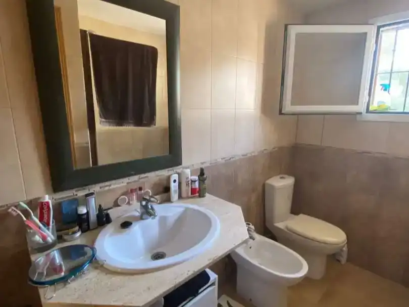 Bany de Pis en venda en Finestrat amb Aire condicionat, Jardí privat i Piscina