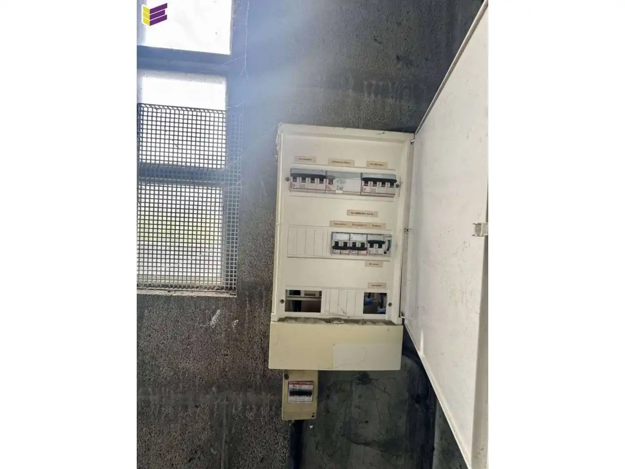 Exterior view of Industrial buildings for rent in Mos