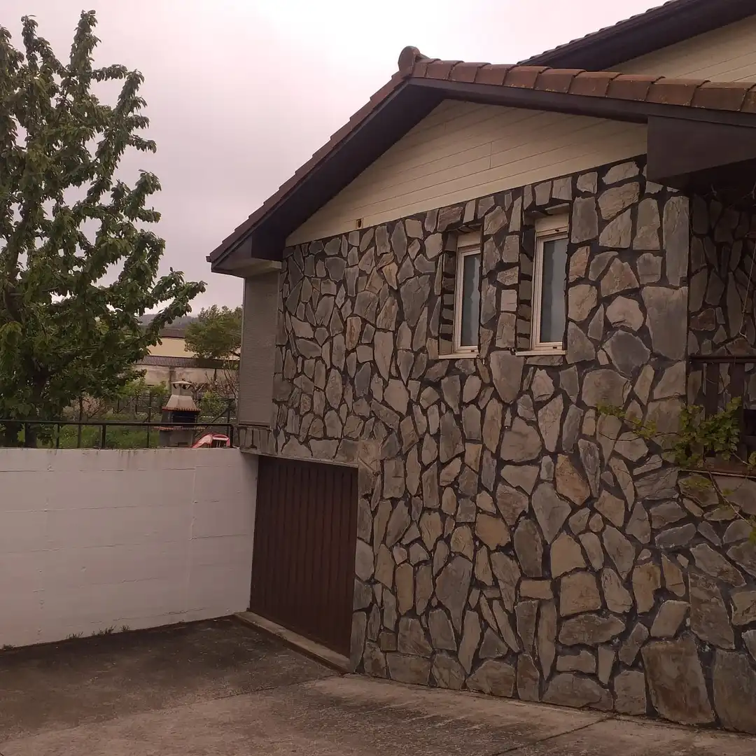 Houses for rent in Calle San Vicente, 31, Arakil