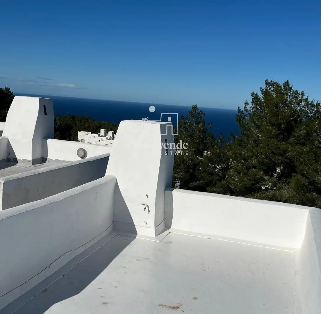 Vista exterior de Dúplex en venda en Sant Joan de Labritja amb Terrassa i Moblat