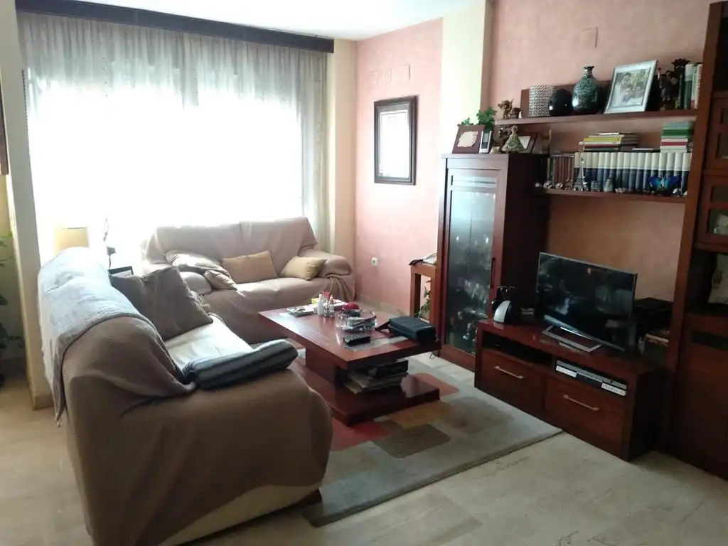 Sala d'estar de Casa adosada en venda en Castellón de la Plana / Castelló de la Plana
