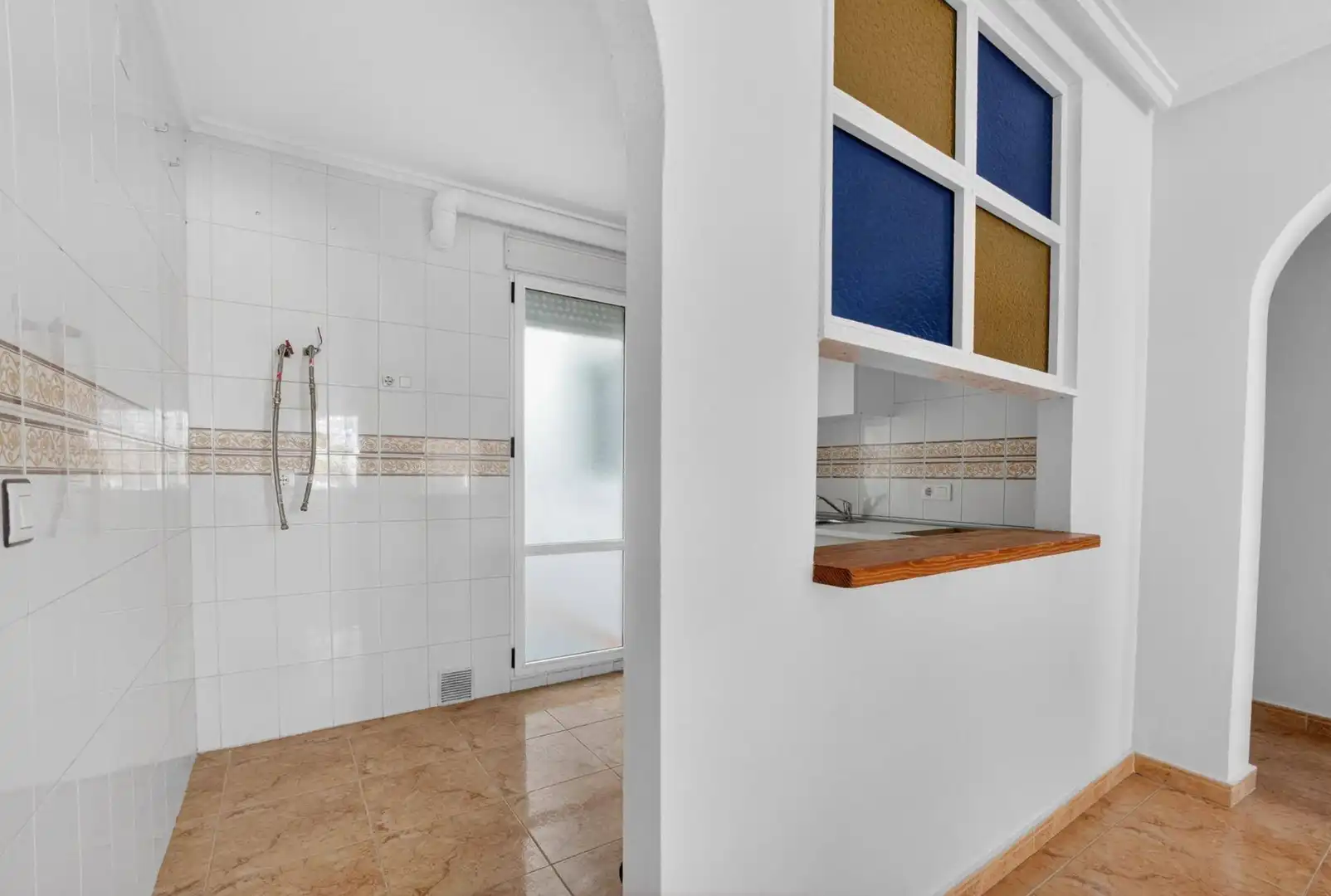 Cocina de Apartamento en venta en Torrevieja con Jardín privado y Piscina comunitaria