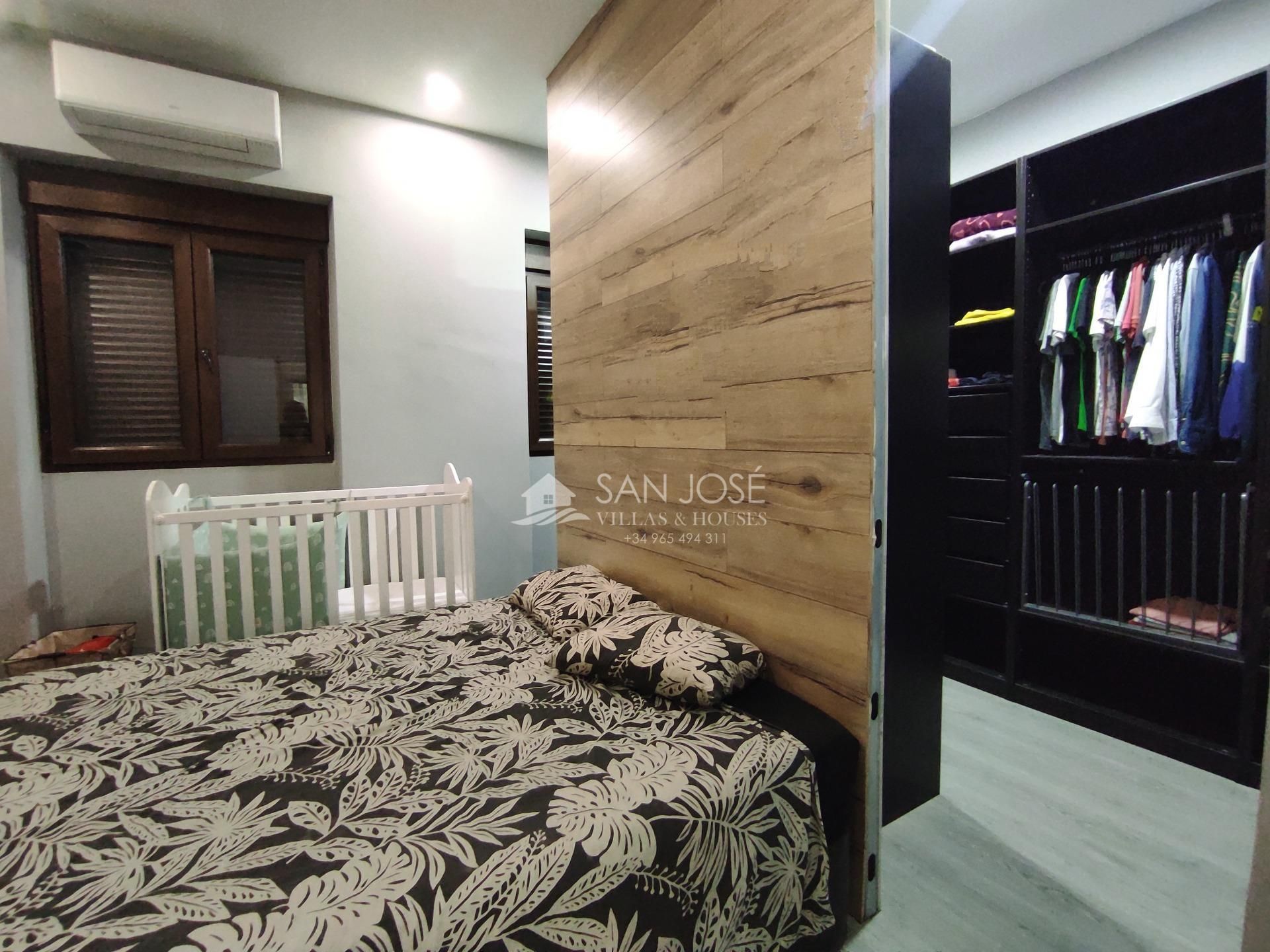 Bedroom of House or chalet for sale in Novelda  with Air Conditioner