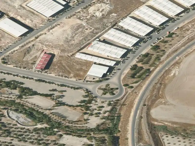Industrial building for sale in Calle Maria Matea Perez, imagen 2