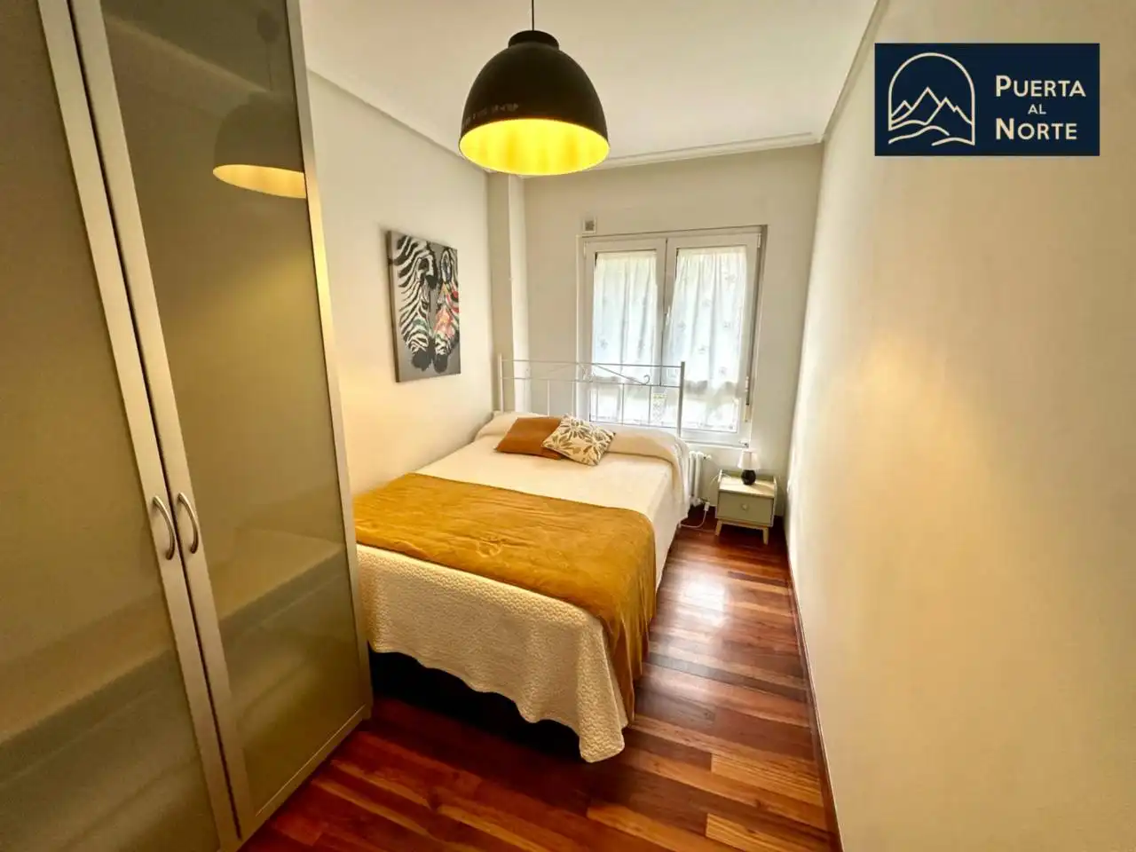 Habitación de Piso de alquiler en Santander con Calefacción, Trastero y Amueblado