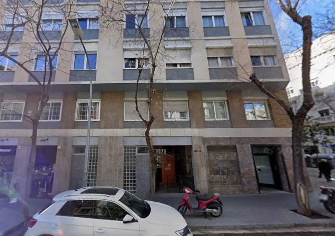 Vista exterior de Pis en venda en Barcelona