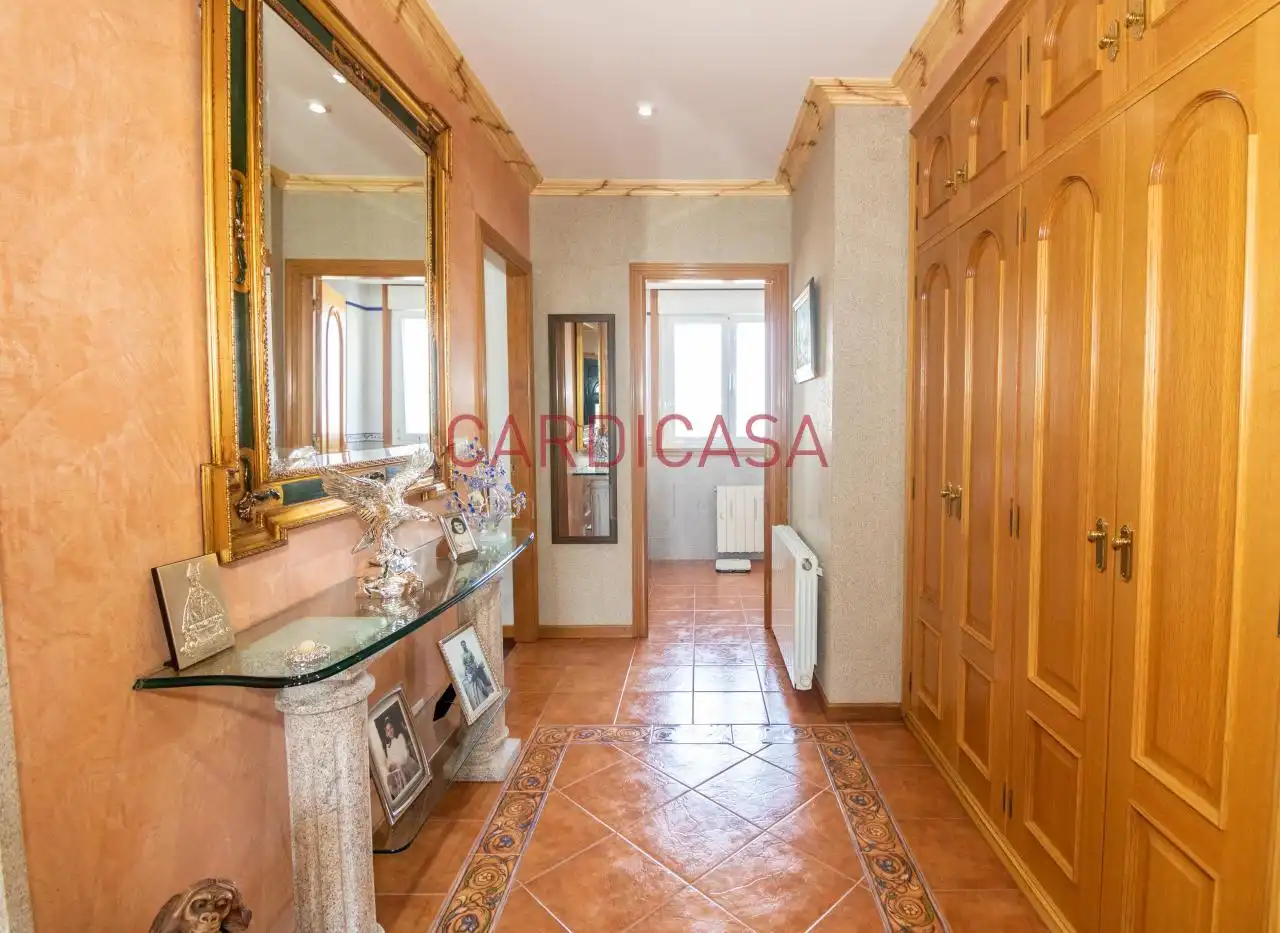 Casa o chalet en venta en Vigo  con Calefacción, Jardín privado y Parquet