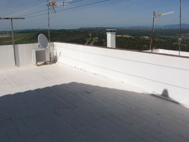 Casa con balcón en venta en Vejer