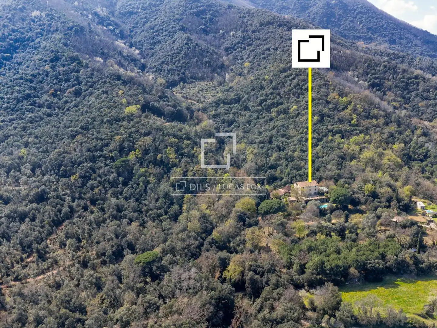 Country homes for sale in Anglès  with Air Conditioner, Private garden and Terrace