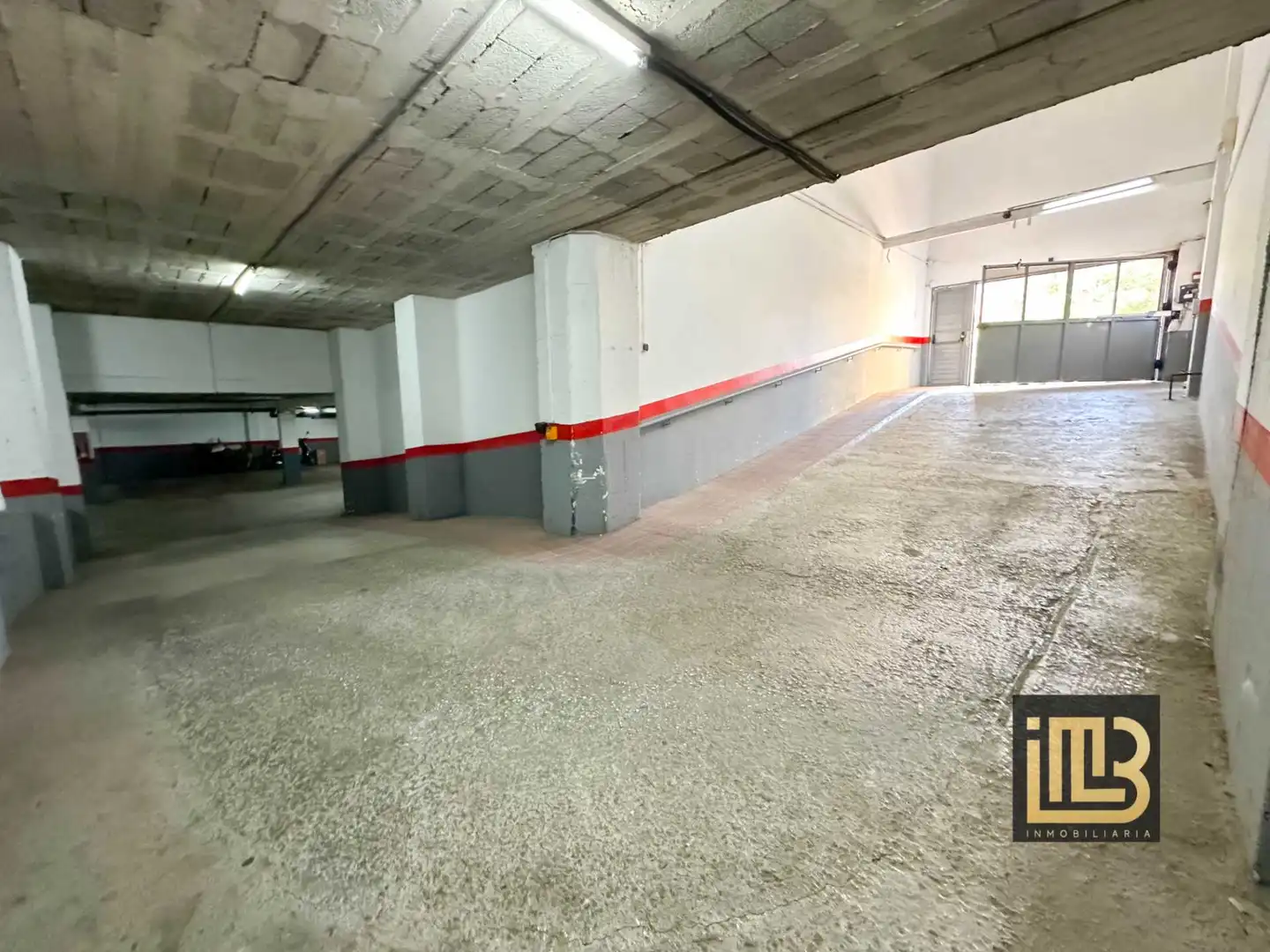 Parking de Piso de alquiler en Málaga con Aire acondicionado, Trastero y Amueblado