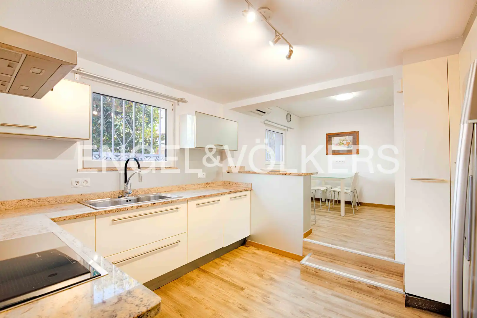 Casa con piscina en venta en Carrer Requesens, imagen 21