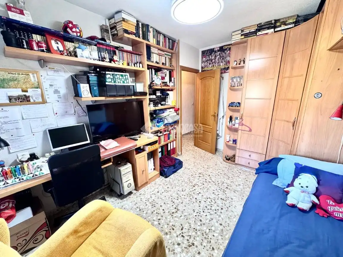 Dormitori de Pis en venda en Córdoba amb Aire condicionat, Calefacció i Terrassa