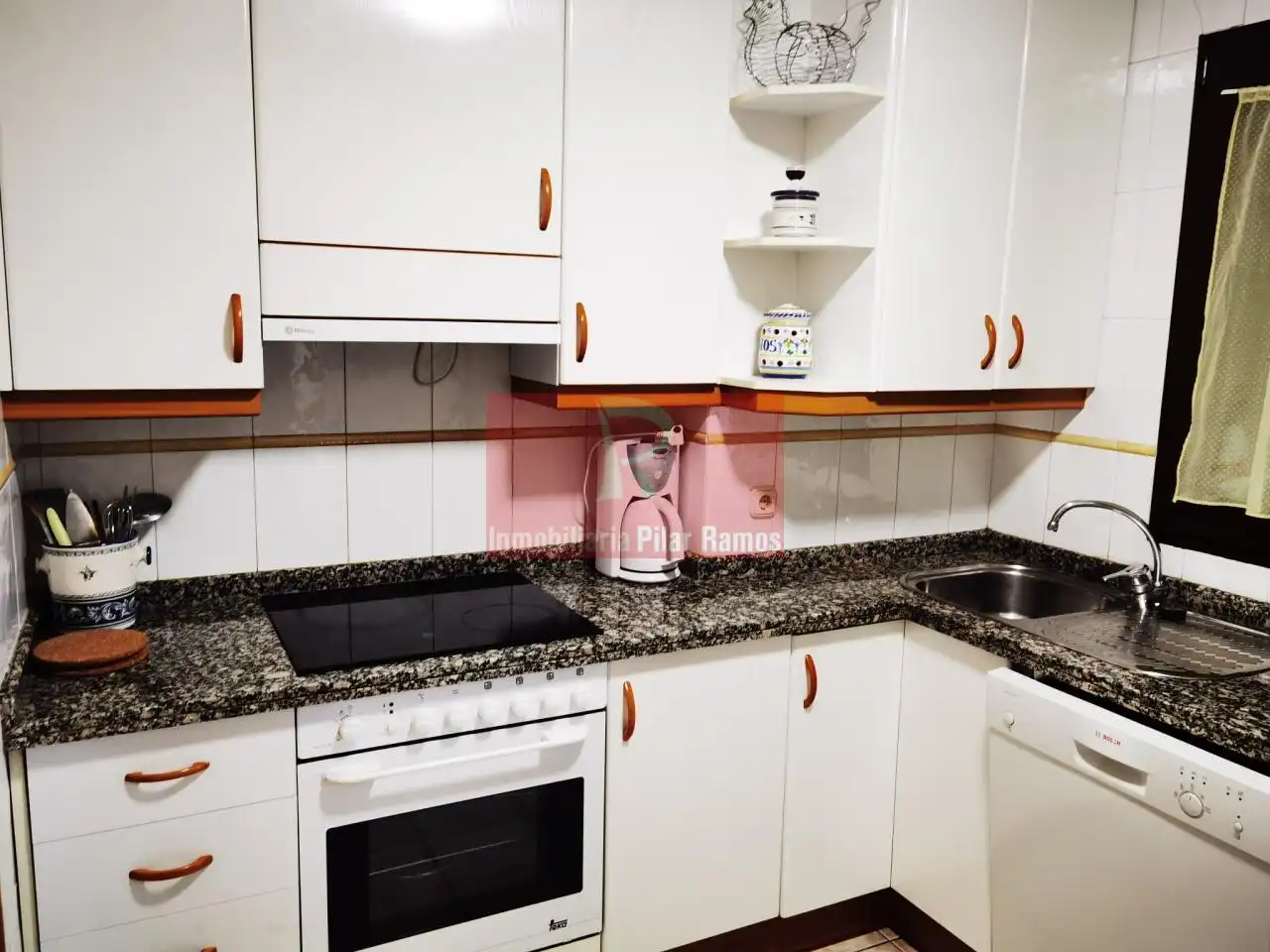 Küche von Wohnung zur Miete in León Capital  mit Heizung, Parkett und Terrasse