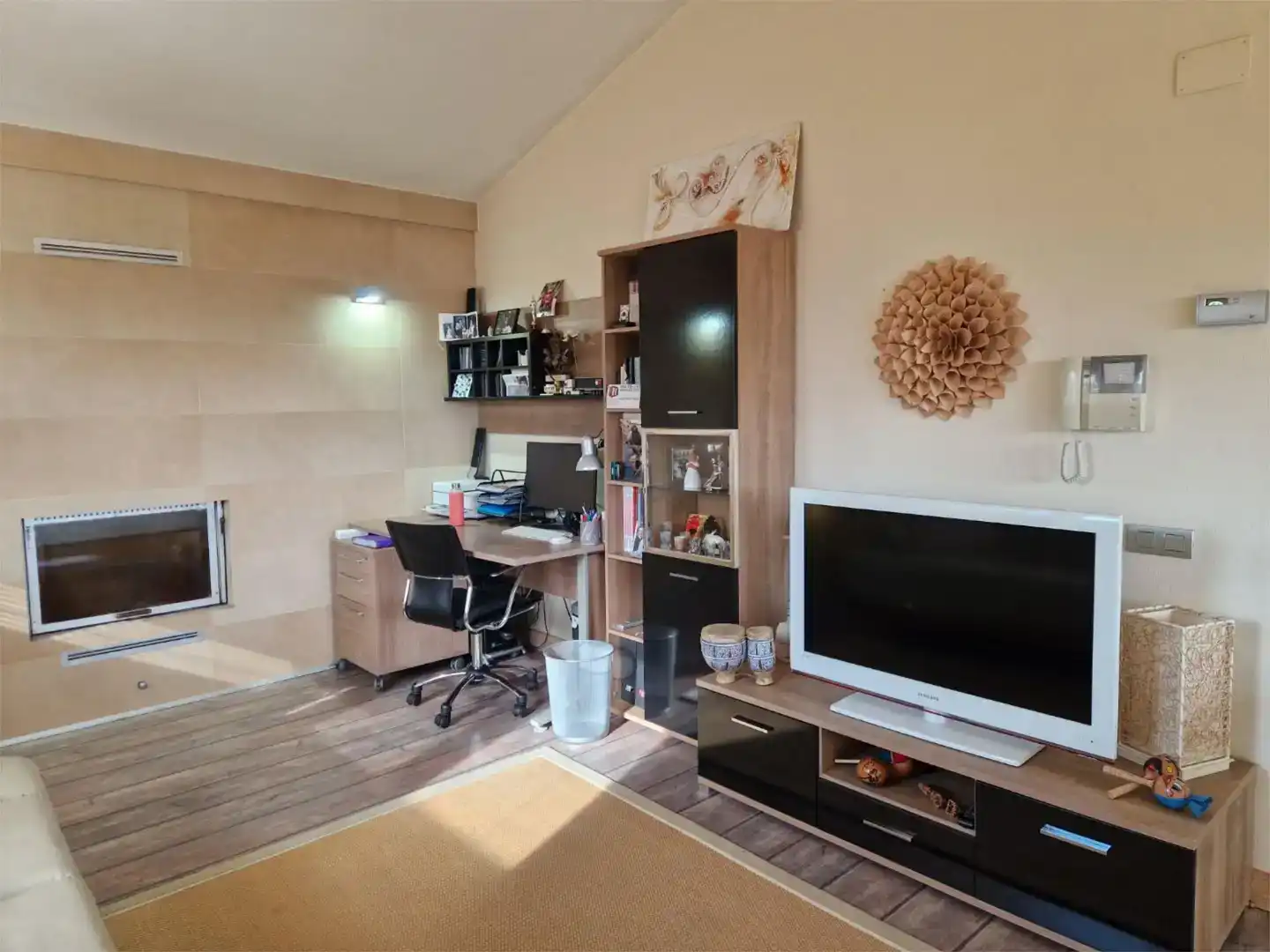 Sala d'estar de Pis en venda en Iza / Itza amb Jardí privat, Parquet i Traster