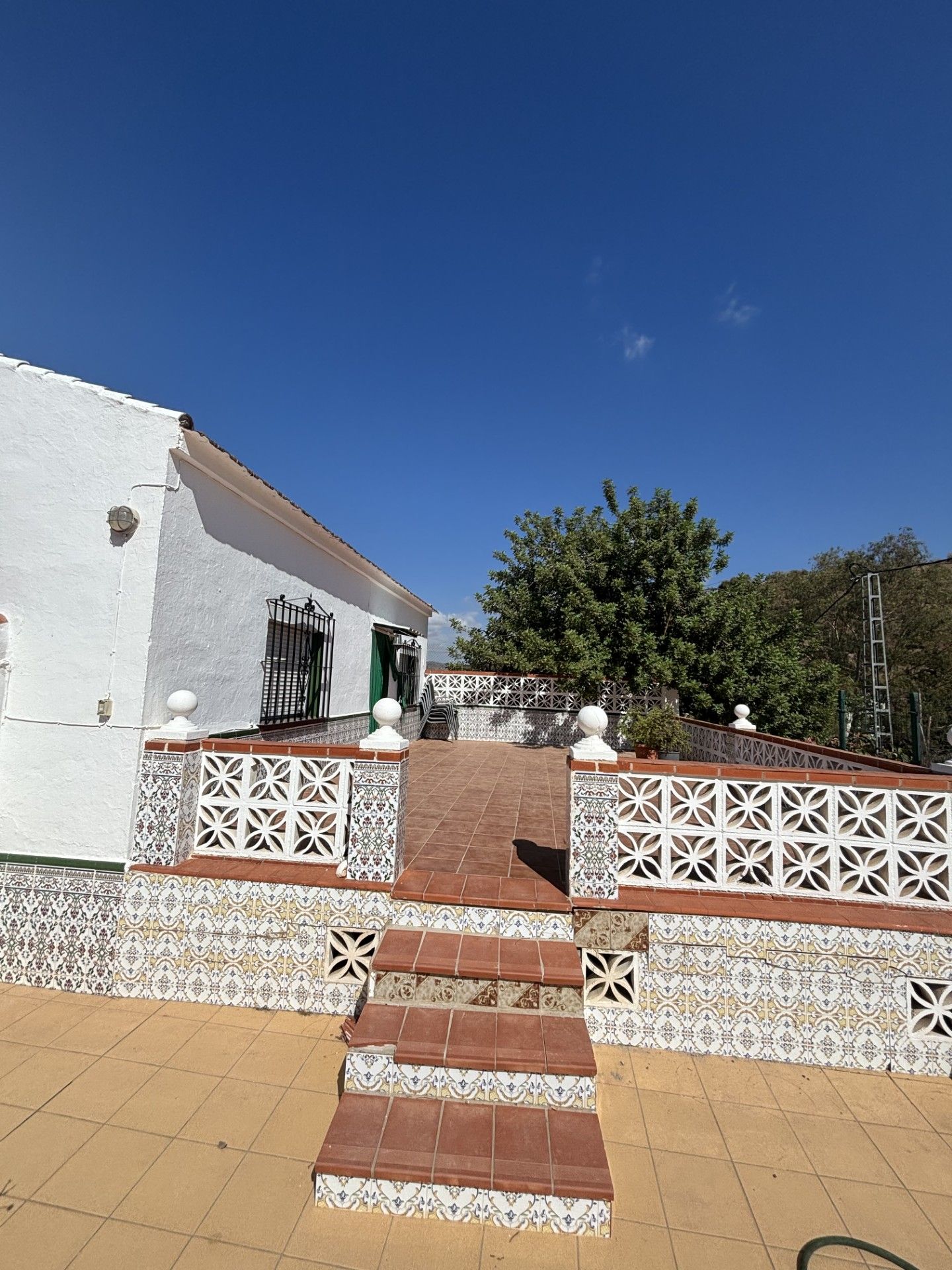 Vista exterior de Casa o xalet en venda en Málaga Capital amb Aire condicionat, Calefacció i Jardí privat