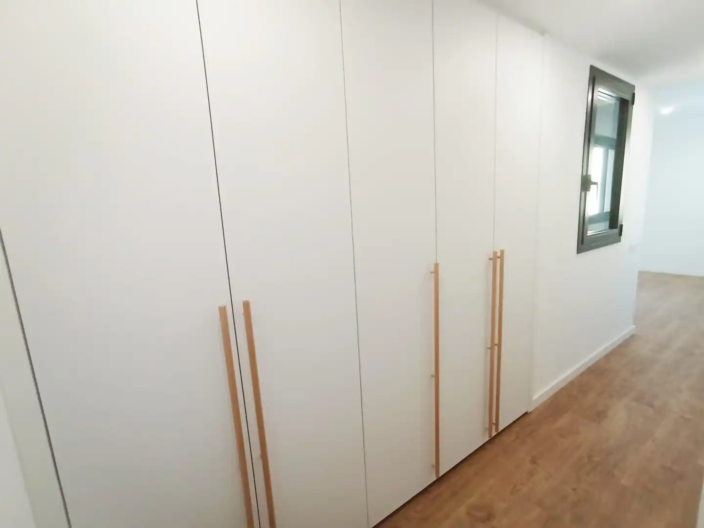Bedroom of Flat for rent in Terrassa  with Air Conditioner and Heating