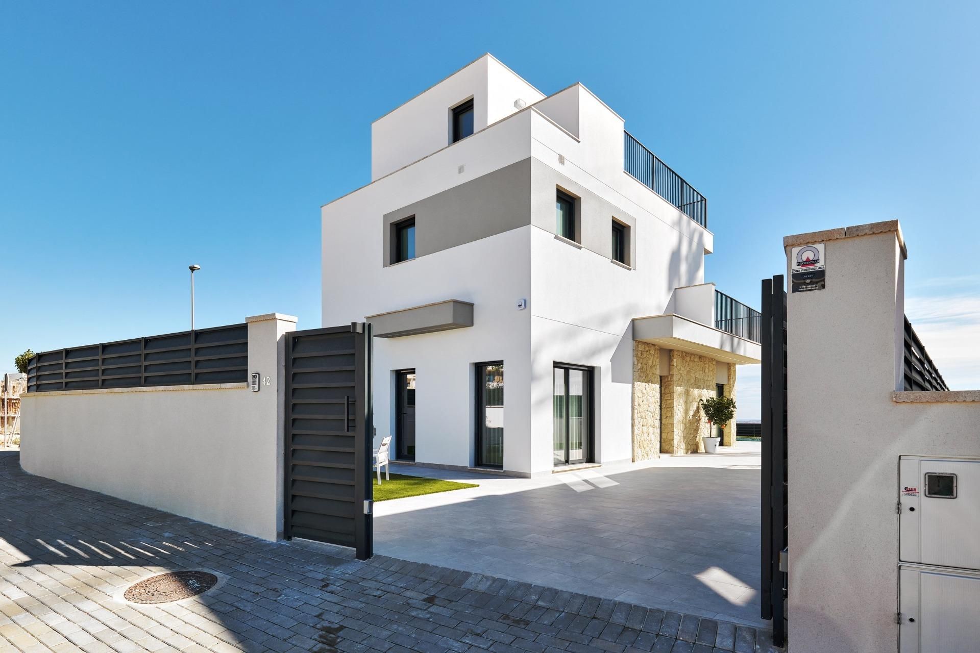 Exterior view of House or chalet for sale in San Miguel de Salinas  with Air Conditioner, Heating and Private garden