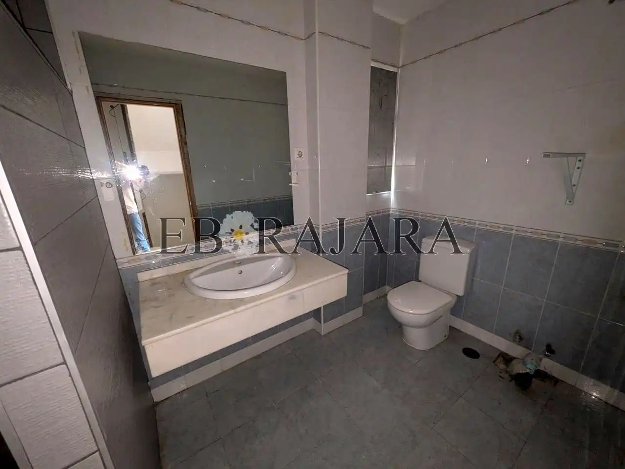 Bany de Casa adosada en venda en Talavera de la Reina amb Jardí privat, Parquet i Terrassa