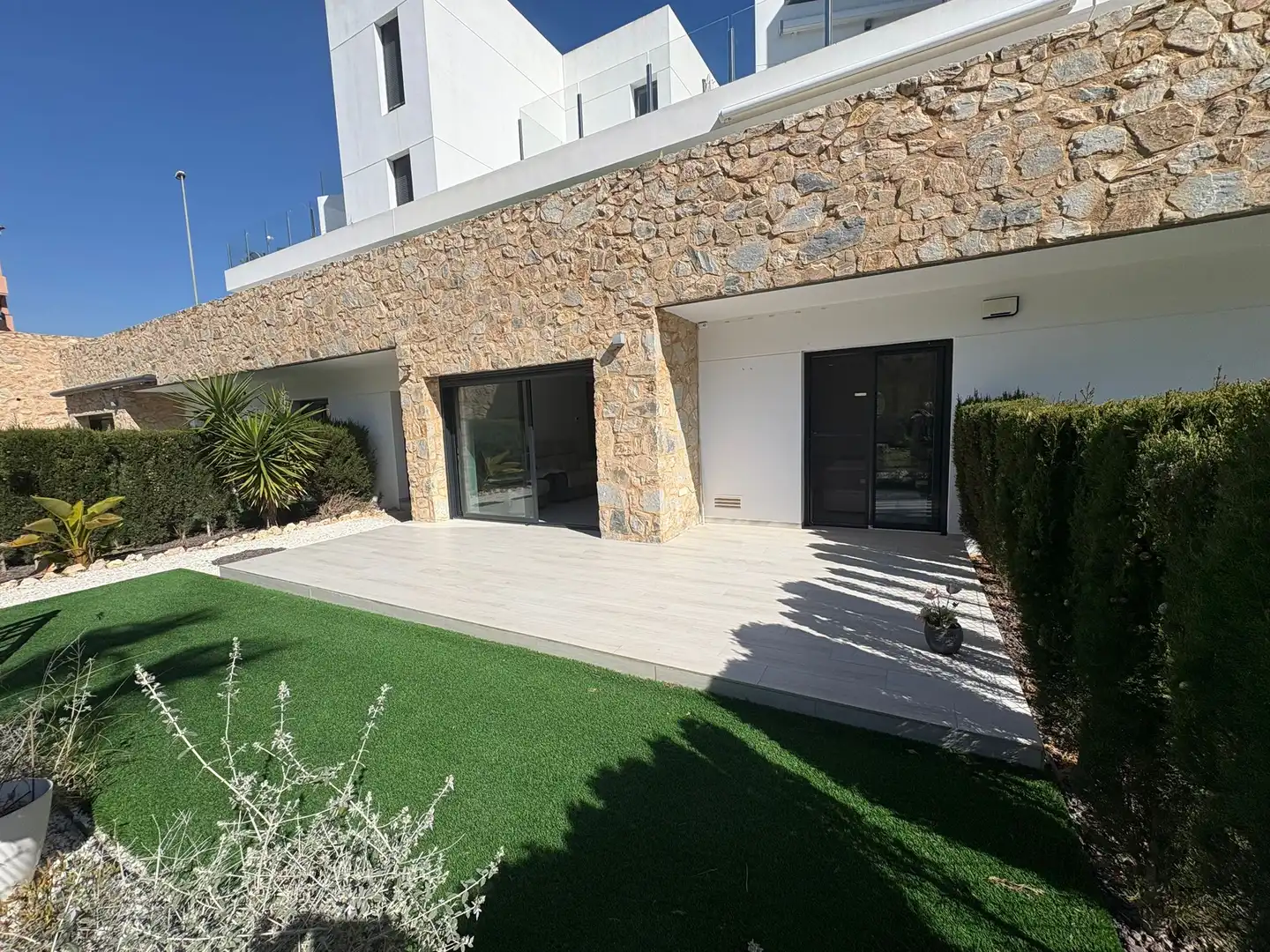 Planta baja en venta en Los Almendros
