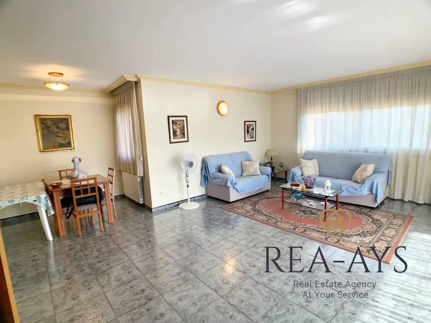 Sala de estar de Casa o chalet en venta en Vallirana con Jardín privado, Terraza y Trastero