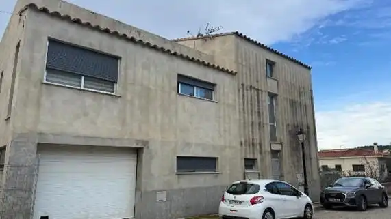 Casa amb piscina en venda a Calle PINTOR FILLOL