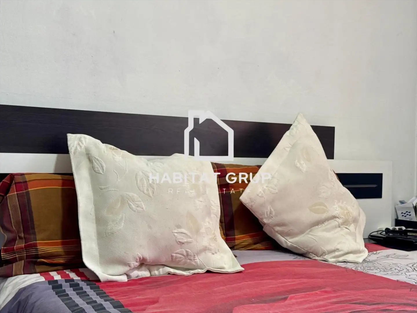 Bedroom of Flat for sale in Girona  with Heating and Terrace