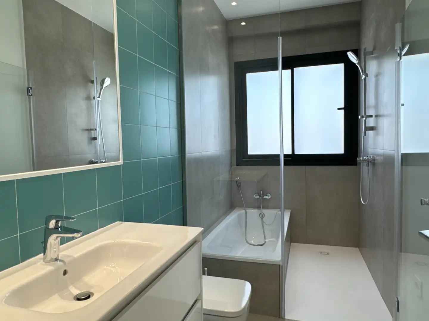 Ground floor for sale in Calle Rodrigo de Triana, 1, Centro - Calzada - Cabo Noval