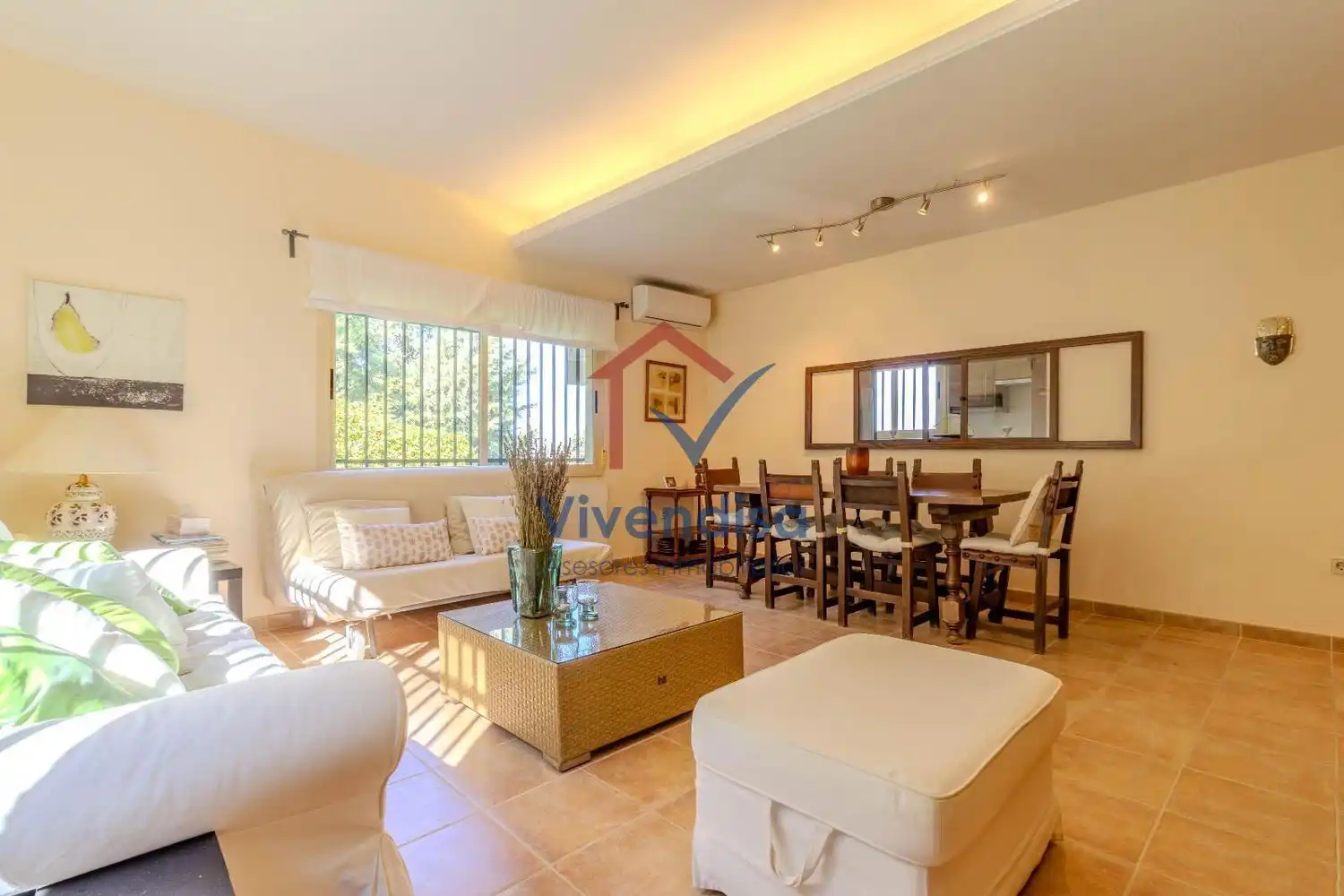 Sala de estar de Casa o chalet en venta en Guadalajara con Aire acondicionado, Calefacción y Terraza