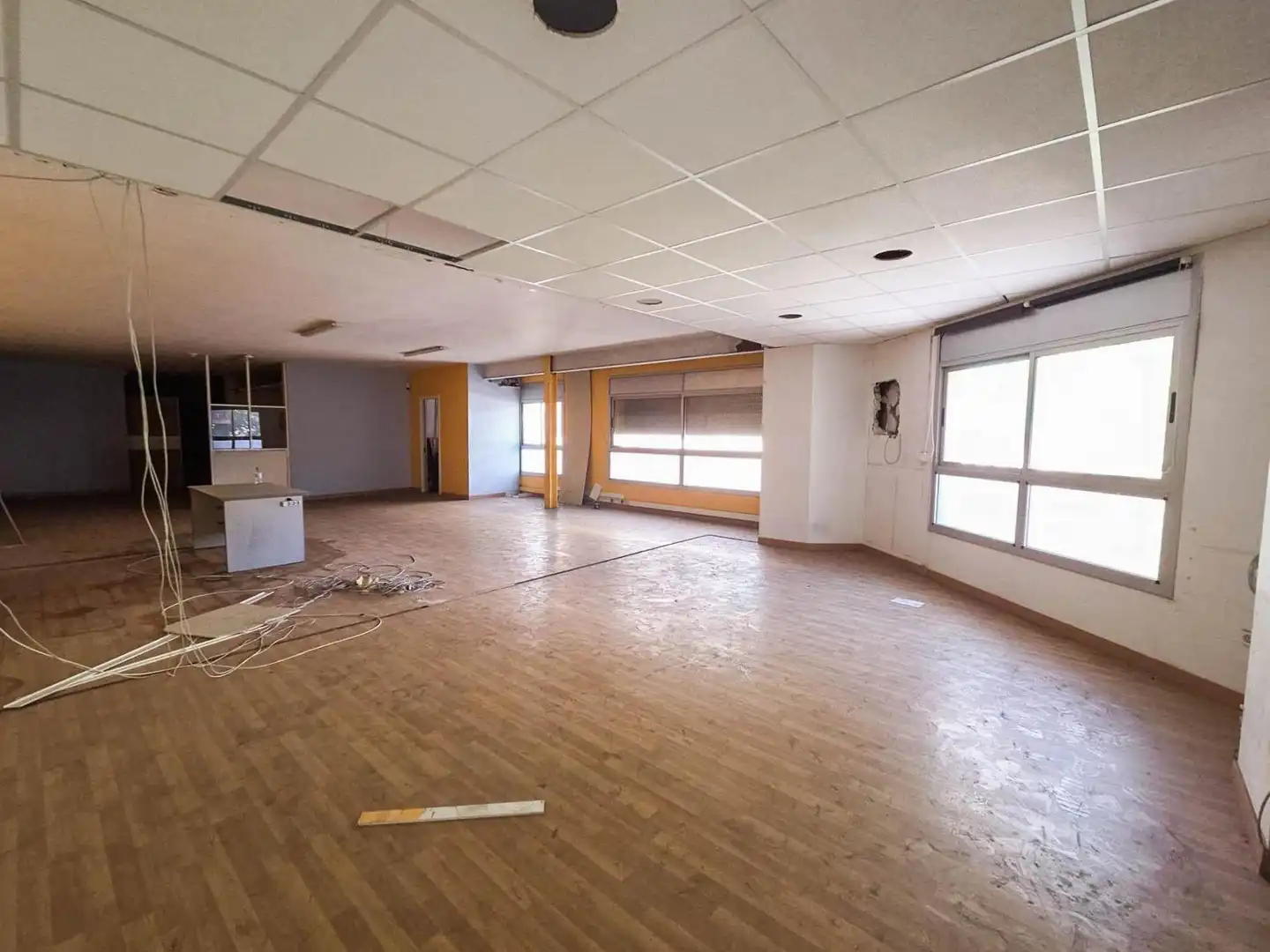 Local commercial à louer à Centre - Eixample – Can Llobet, imagen 15
