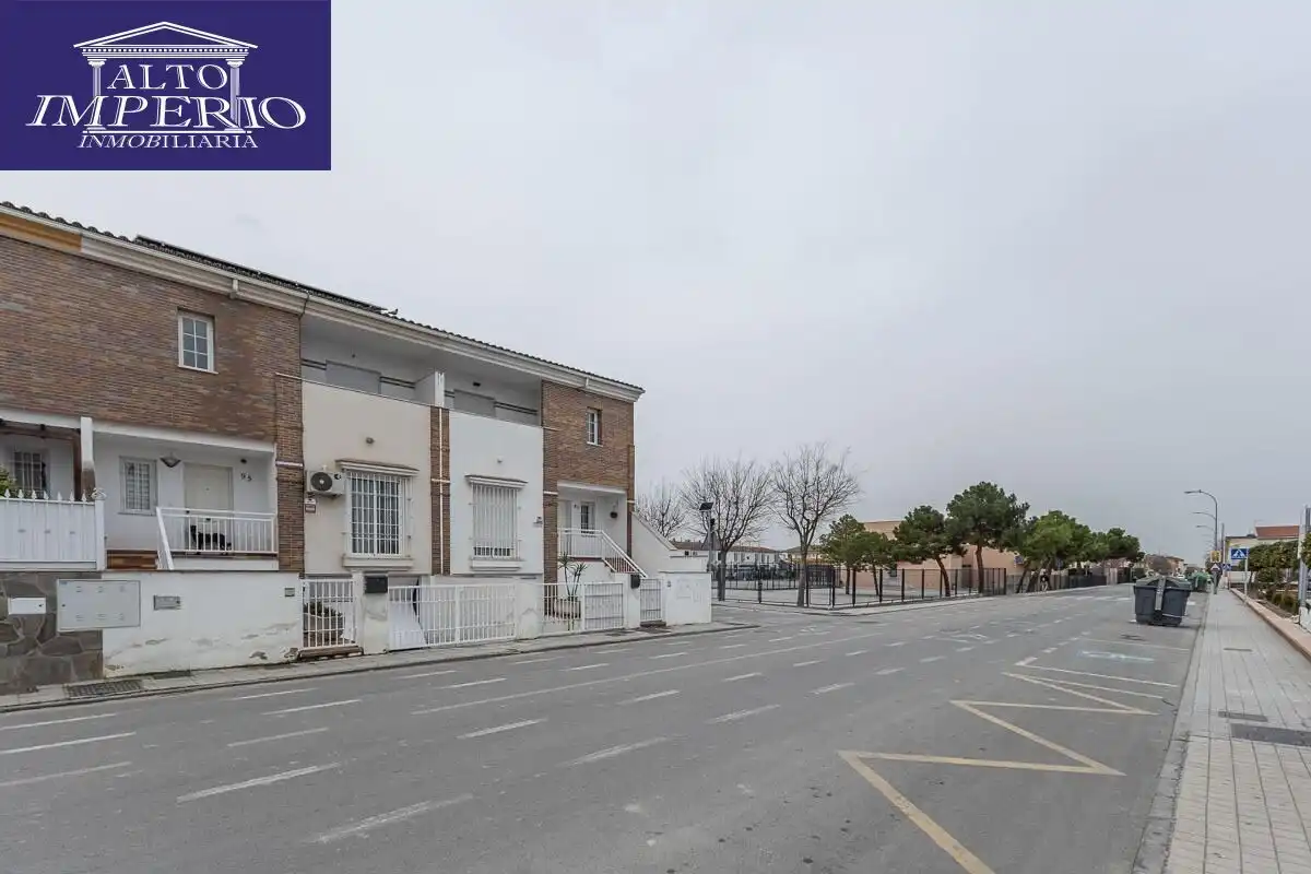 Adossat amb terrassa en venda a Belicena, imagen 30