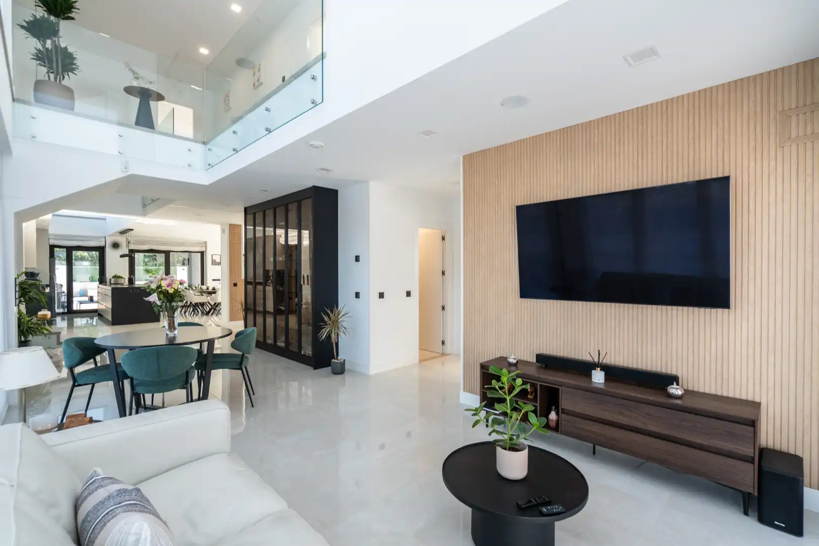 Living room of Houses for sale in Colmenarejo  with Air Conditioner, Heating and Private garden