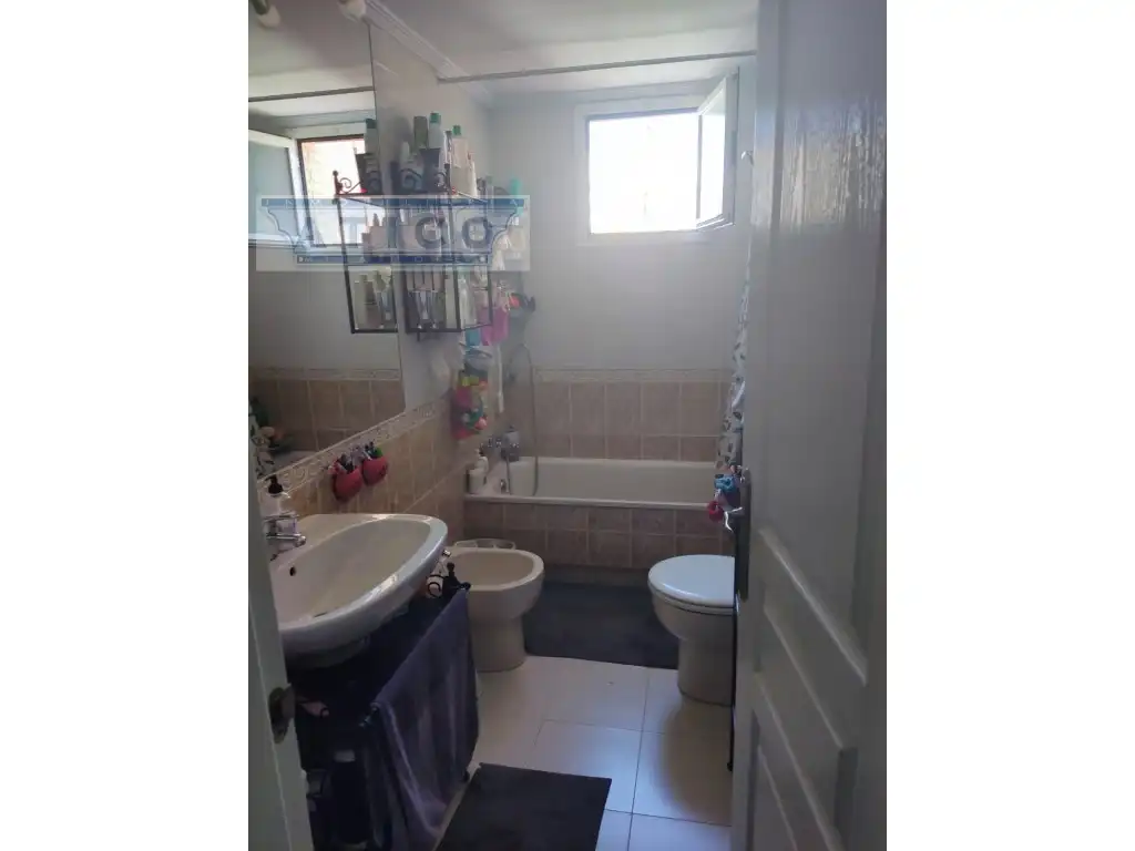 Bathroom of Flat for sale in Sevilla
