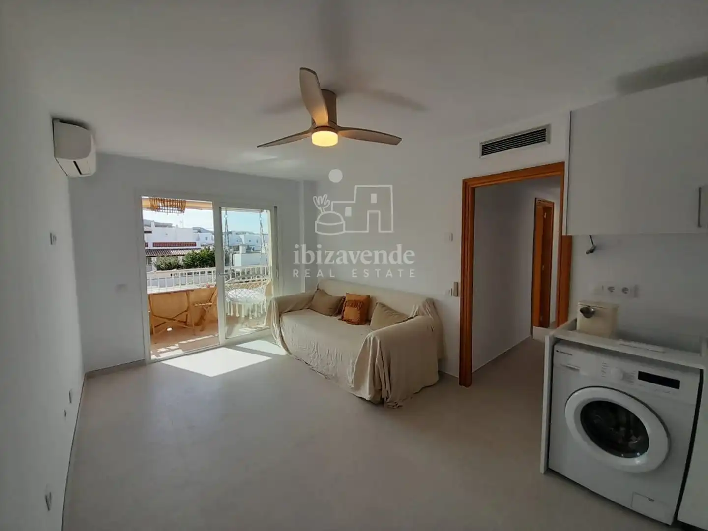 Vista exterior de Piso en venta en Sant Josep de sa Talaia con Aire acondicionado, Calefacción y Terraza