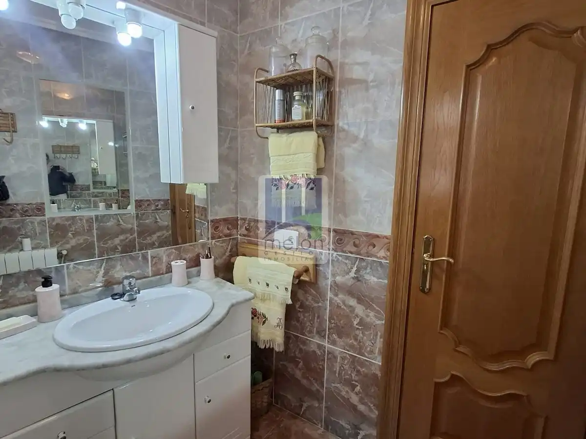 Bathroom of Houses for sale in Carcedo de Burgos  with Storage room