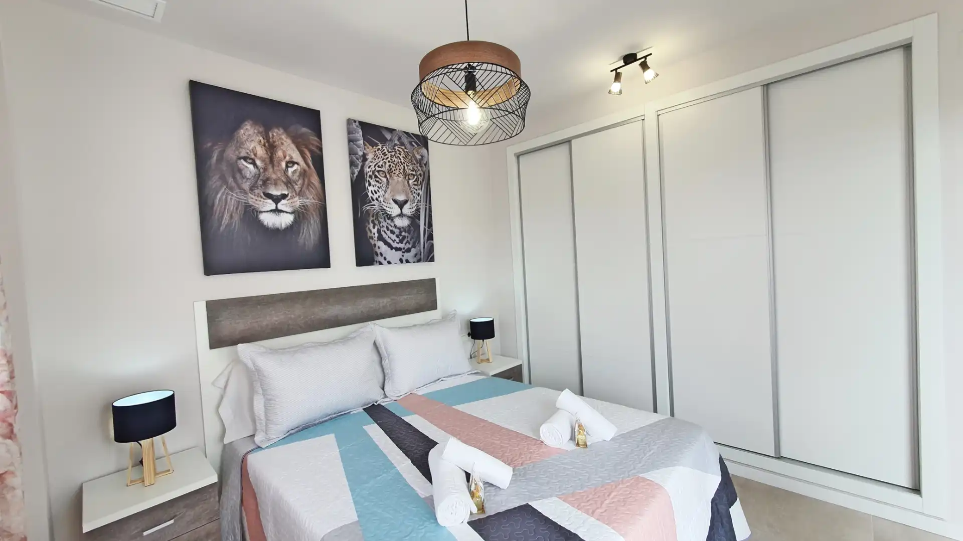 Habitación de Apartamento de alquiler en Oliva con Aire acondicionado, Calefacción y Terraza