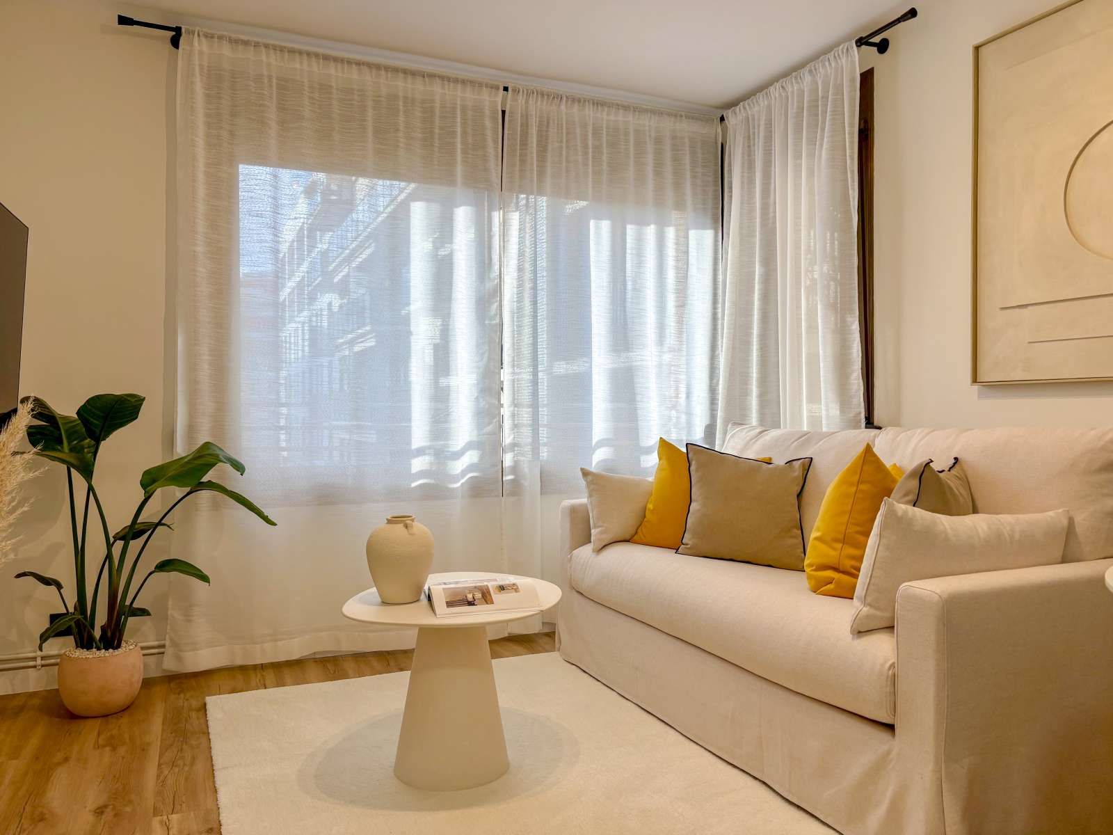 Dormitori de Apartament per a compartir en  Barcelona Capital amb Aire condicionat i Terrassa