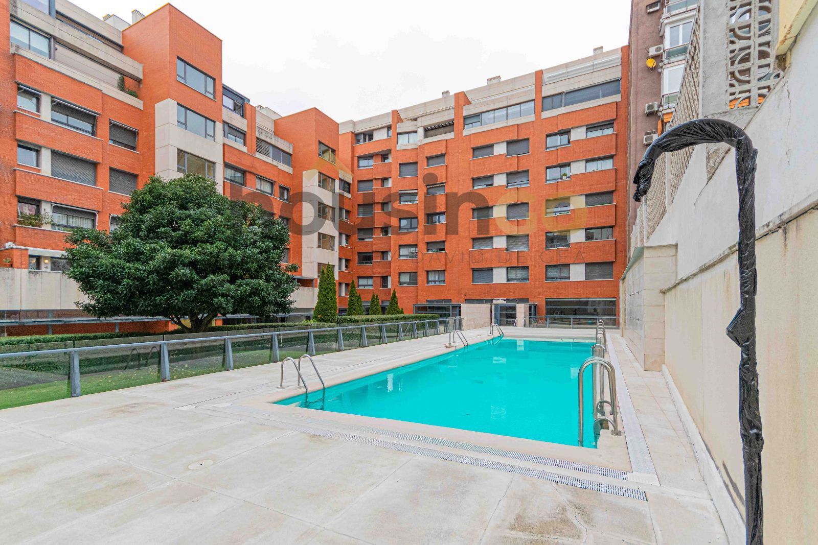 Piscina de Piso en venta en  Madrid Capital con Aire acondicionado, Calefacción y Parquet
